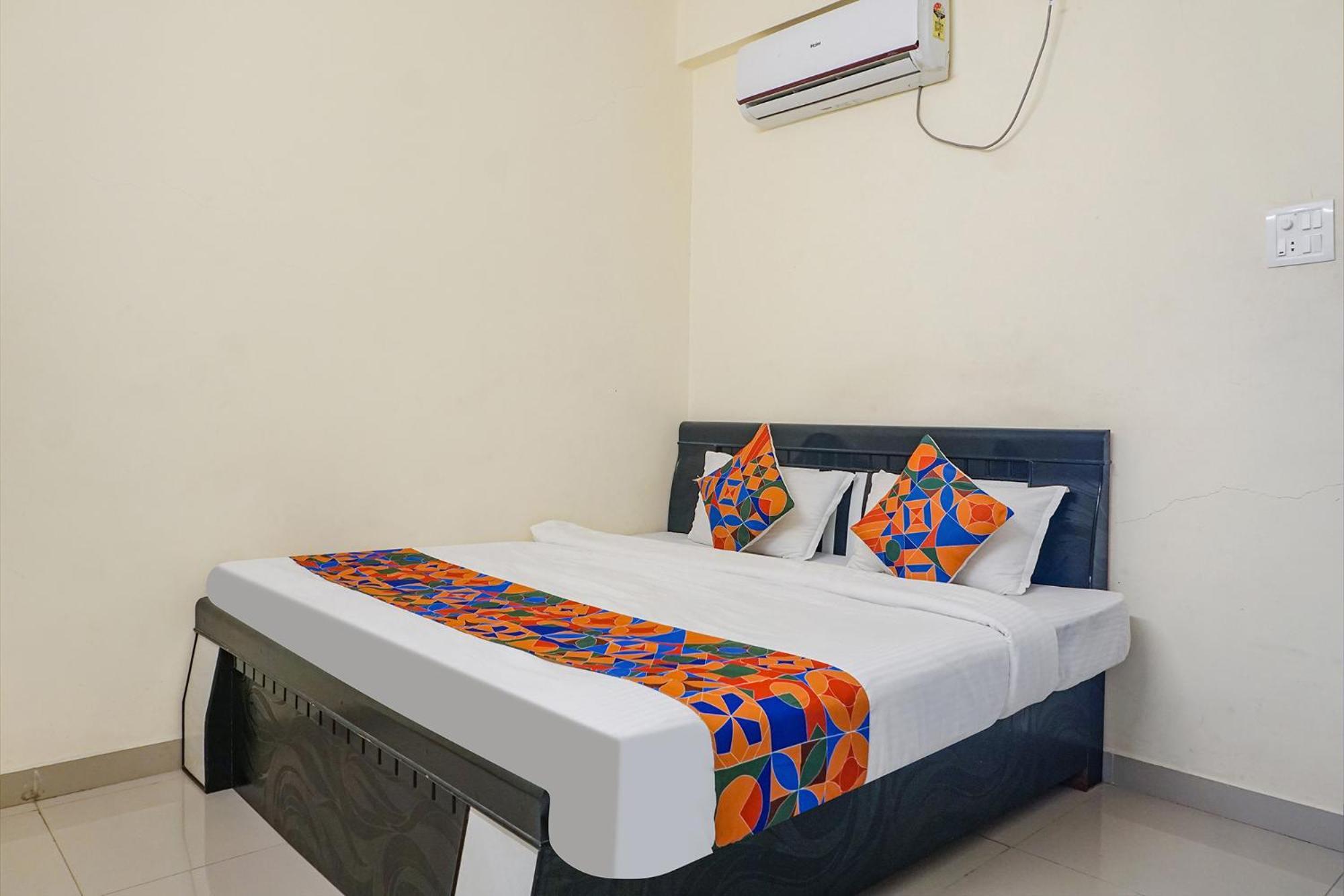 Fabexpress Vaishnav Inn Talegaon Dabhade Εξωτερικό φωτογραφία